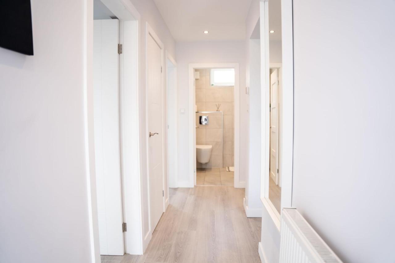 Luxurious Two Bedroom Apartment With Private Parking Perth Kültér fotó