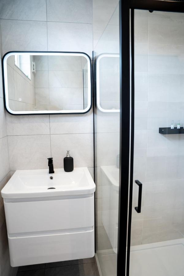 Luxurious Two Bedroom Apartment With Private Parking Perth Kültér fotó